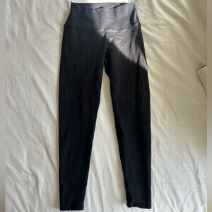 Alo Leggings